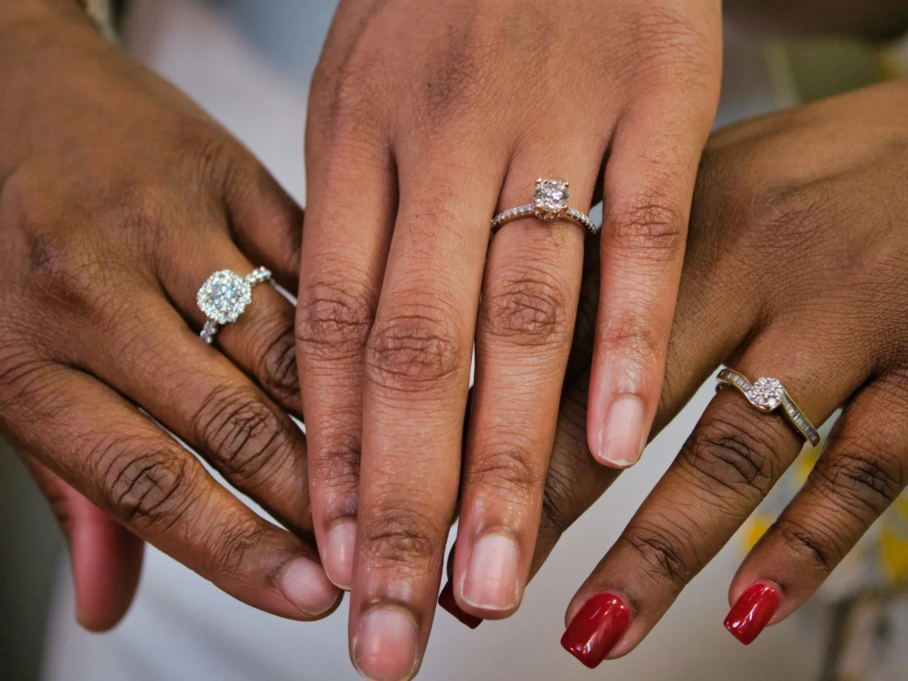 Best Lab Grown Diamond Engagement Rings: Top Picks